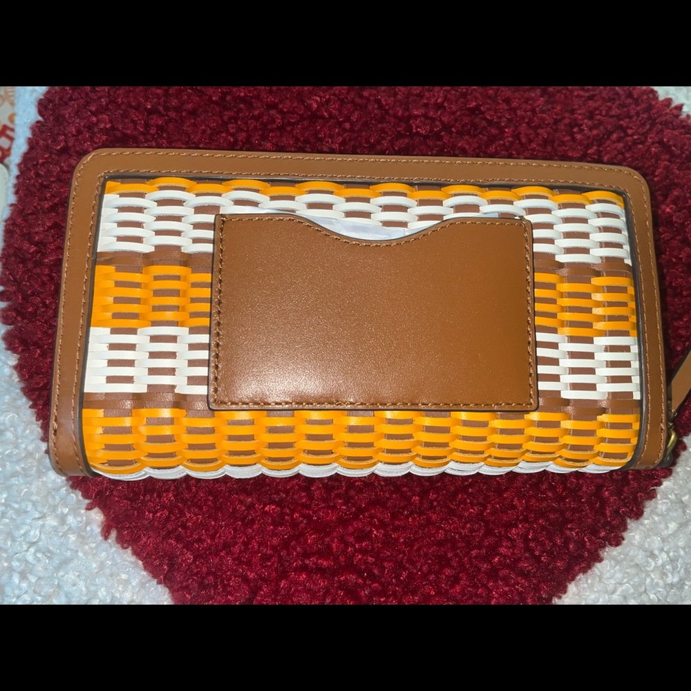 Tory Burch - Picture 2 of 2